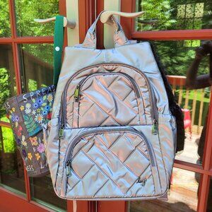 Hatchback SE Backpack